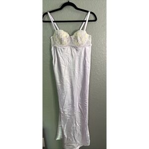 Flora Nikrooz  Lingerie Nightgown Sz M‎ Lavender Lace Bra Maxi Sexy Feminine